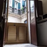 Dimora Delle Rose بيت للعطل ليتشي